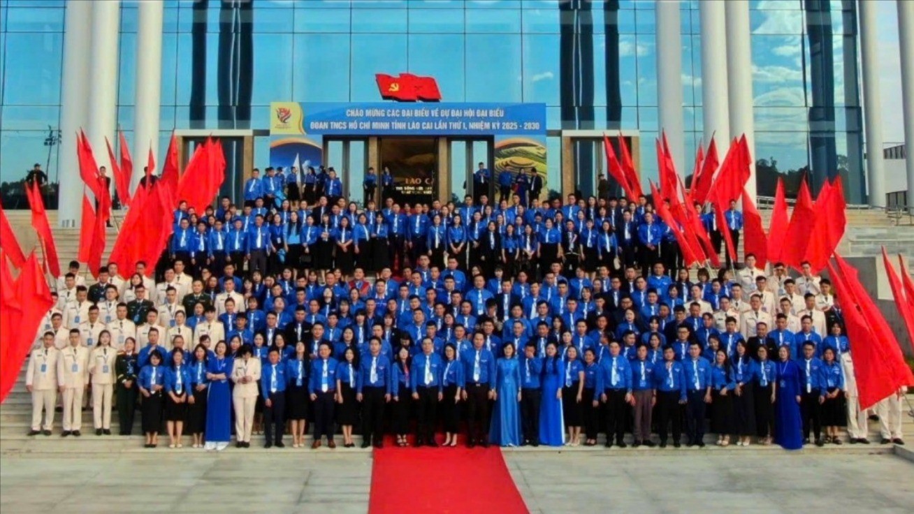 Các đại biểu chính thức đại diện cho trên 68.000 đoàn viên, thanh niên toàn tỉnh dự Đại hội đại biểu Đoàn Thanh niên Cộng sản Hồ Chí Minh tỉnh Lào Cai lần thứ I, nhiệm kỳ 2025 - 2030. z7248407736981-79eb396788f4510a05ea91e5f33b380b-9976-9176-9344.jpg